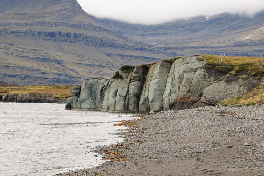 Green_rock_2