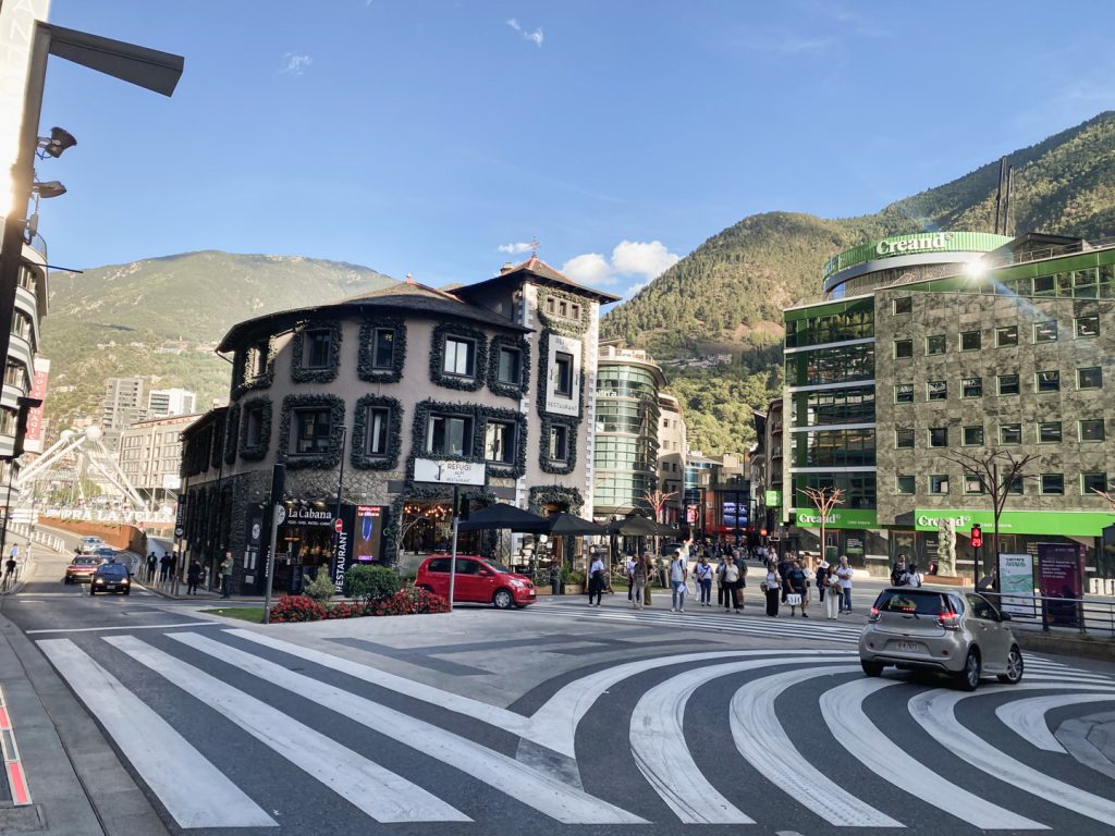 Andora 5